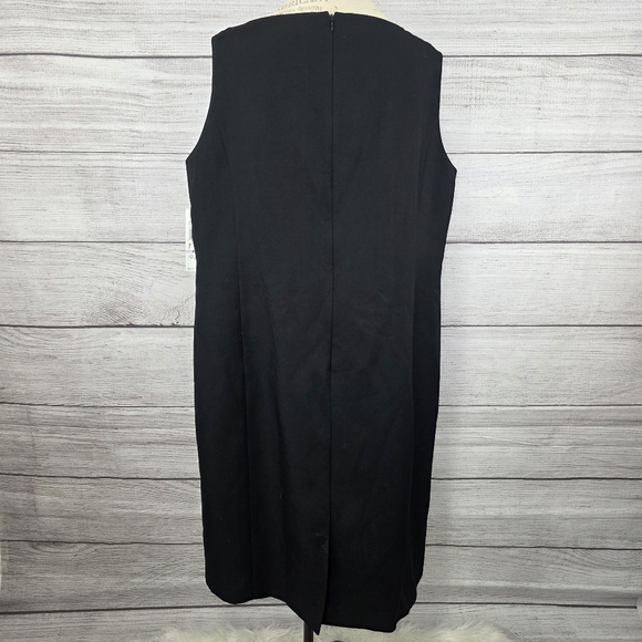 Kasper Seperates Plus Size Black Sleeveless Sheath Dress - Picture 6 of 11